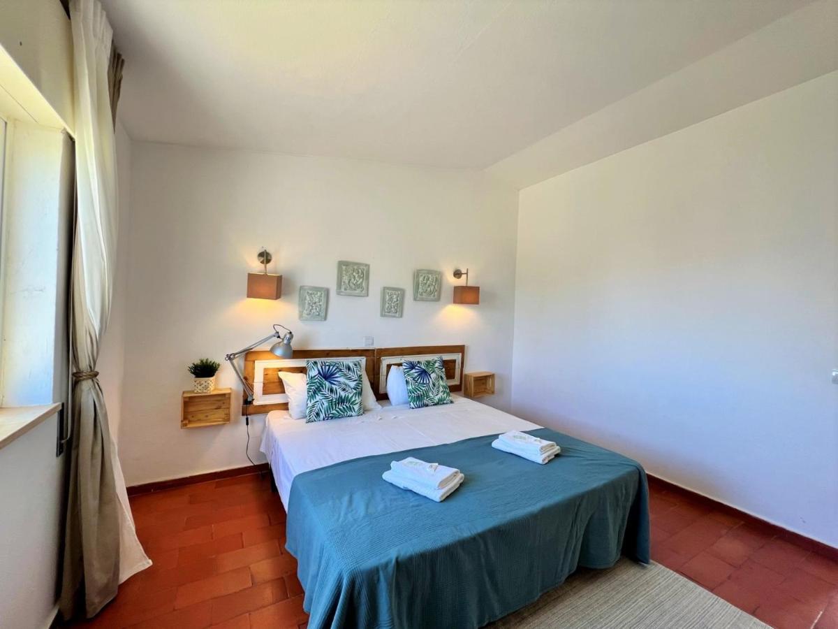 Armacao De Pera Twins 1 By Homing Apartment