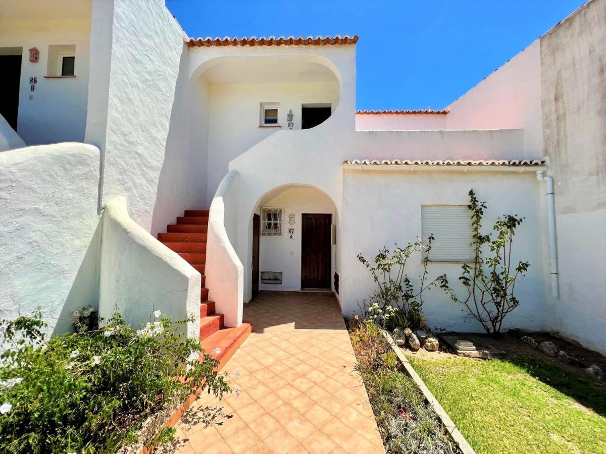 Armacao De Pera Twins 1 By Homing Apartment *